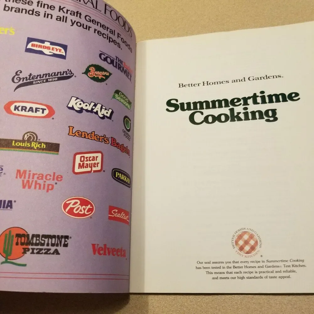 Vintage better homes and gardens summertime cooking paperback Cookbook